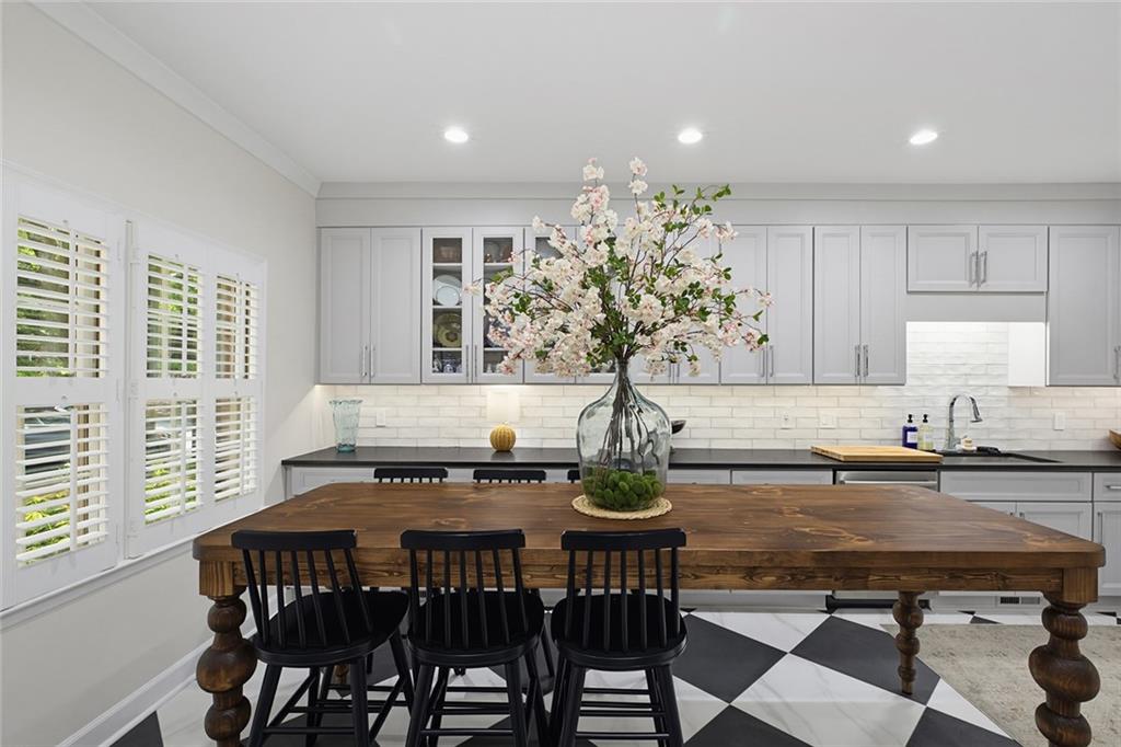 2236 Bohler Road Northwest Atlanta, GA 30327 - Photo 18 of 55