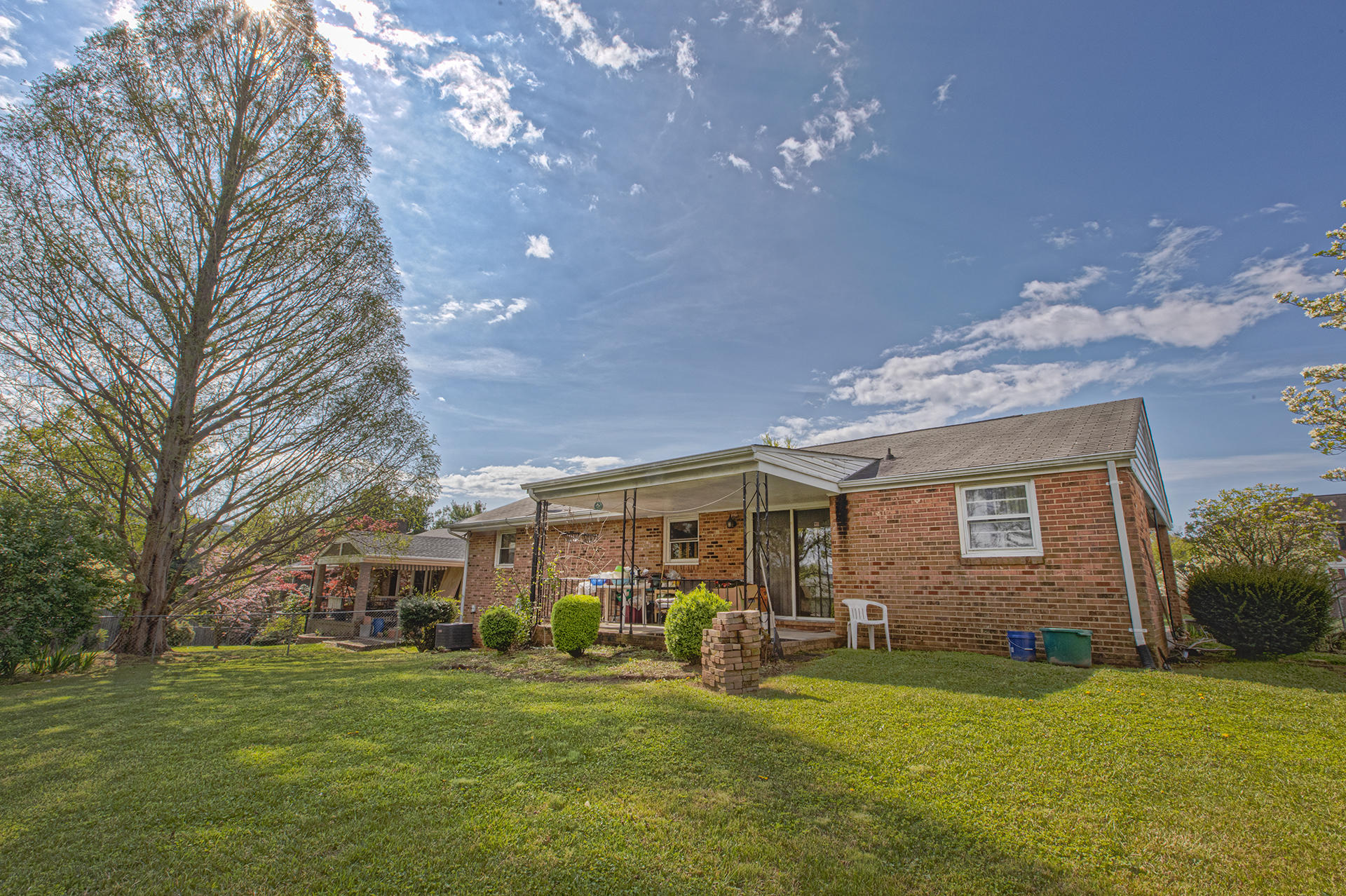 528 Ridgecrest Lane Roanoke, VA 24019 - Photo 23 of 26 Back