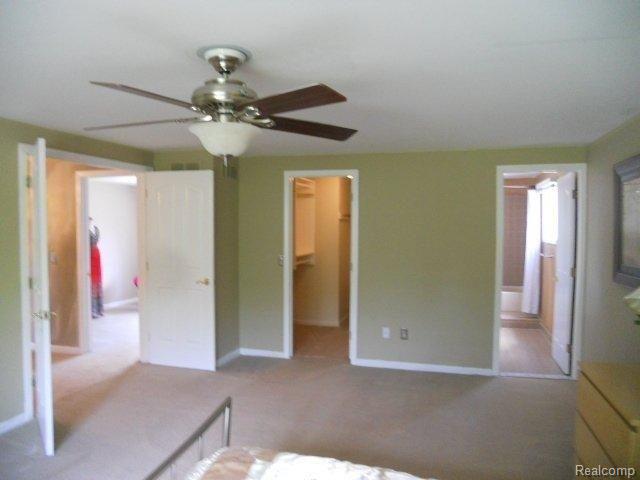 579 Sunlight Drive Rochester, MI 48309 - Photo 17 of 25 iug 038.jpg