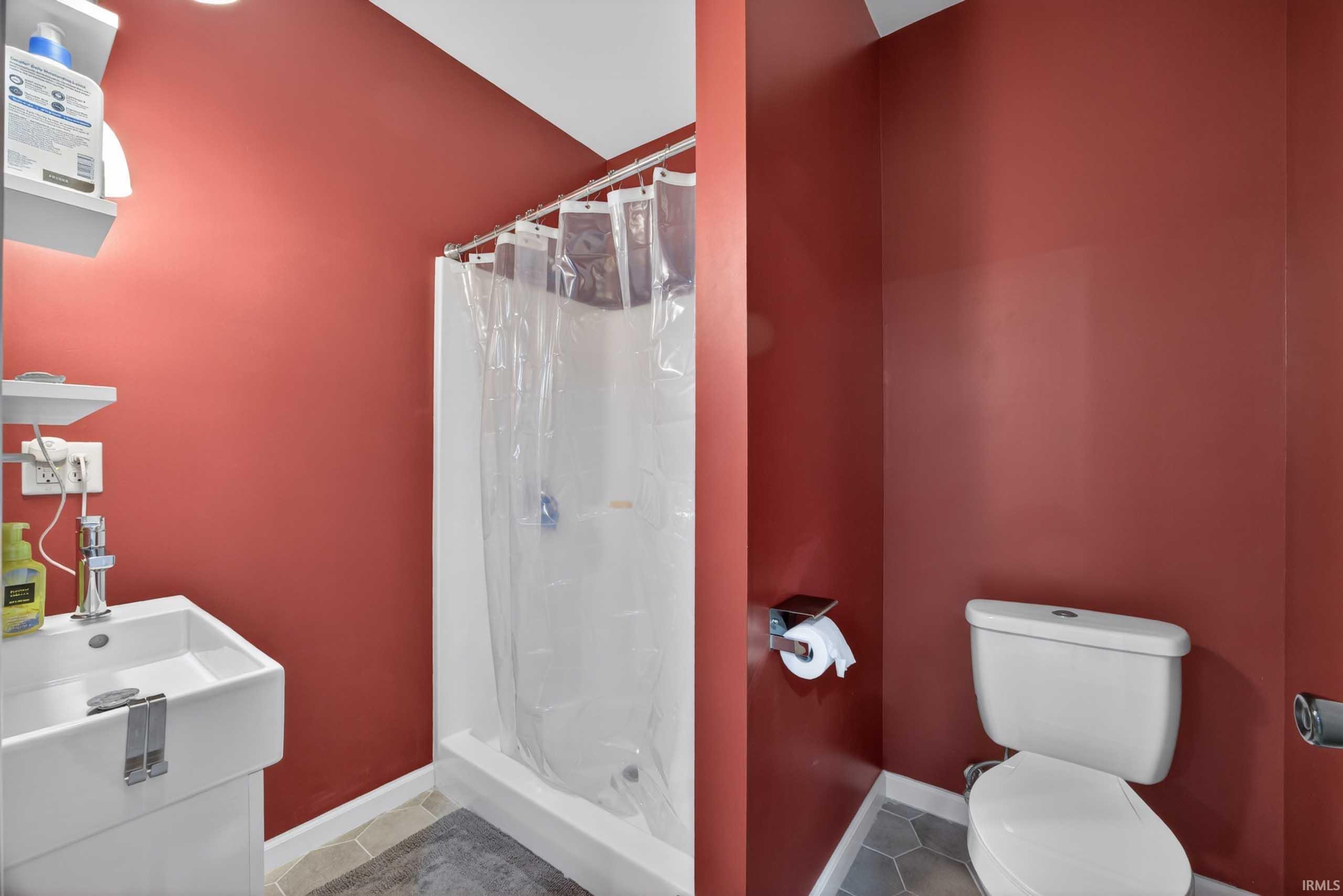 339 Riley Boulevard Bedford, IN 47421 - Photo 22 of 35 Gallery Image 22