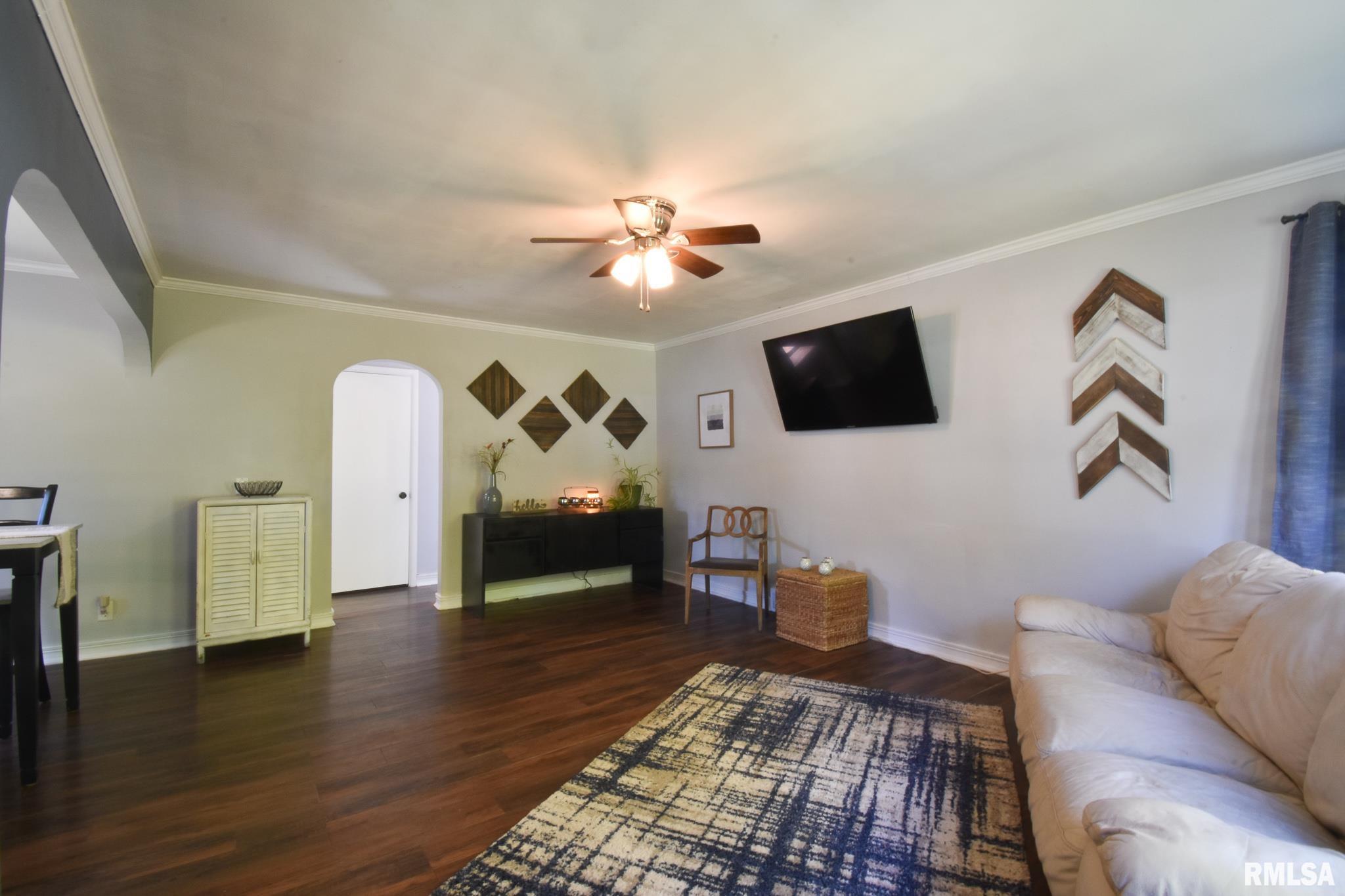 3707 East Hooker Street Springfield, IL 62703 - Photo 2 of 20 Gallery Image 2