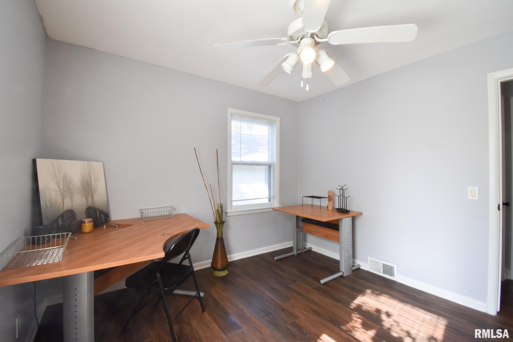 3707 East Hooker Street Springfield, IL 62703 - Photo 9 of 20 Gallery Image 9