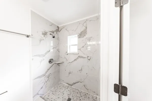 $2,300 | 4710 Glenmont Street, Bellaire, TX 77401