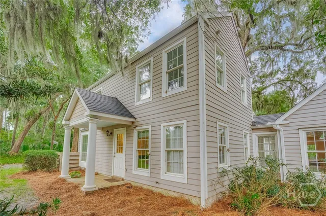 $615,000 | 9 Dr Louis Way, Savannah, GA 31411