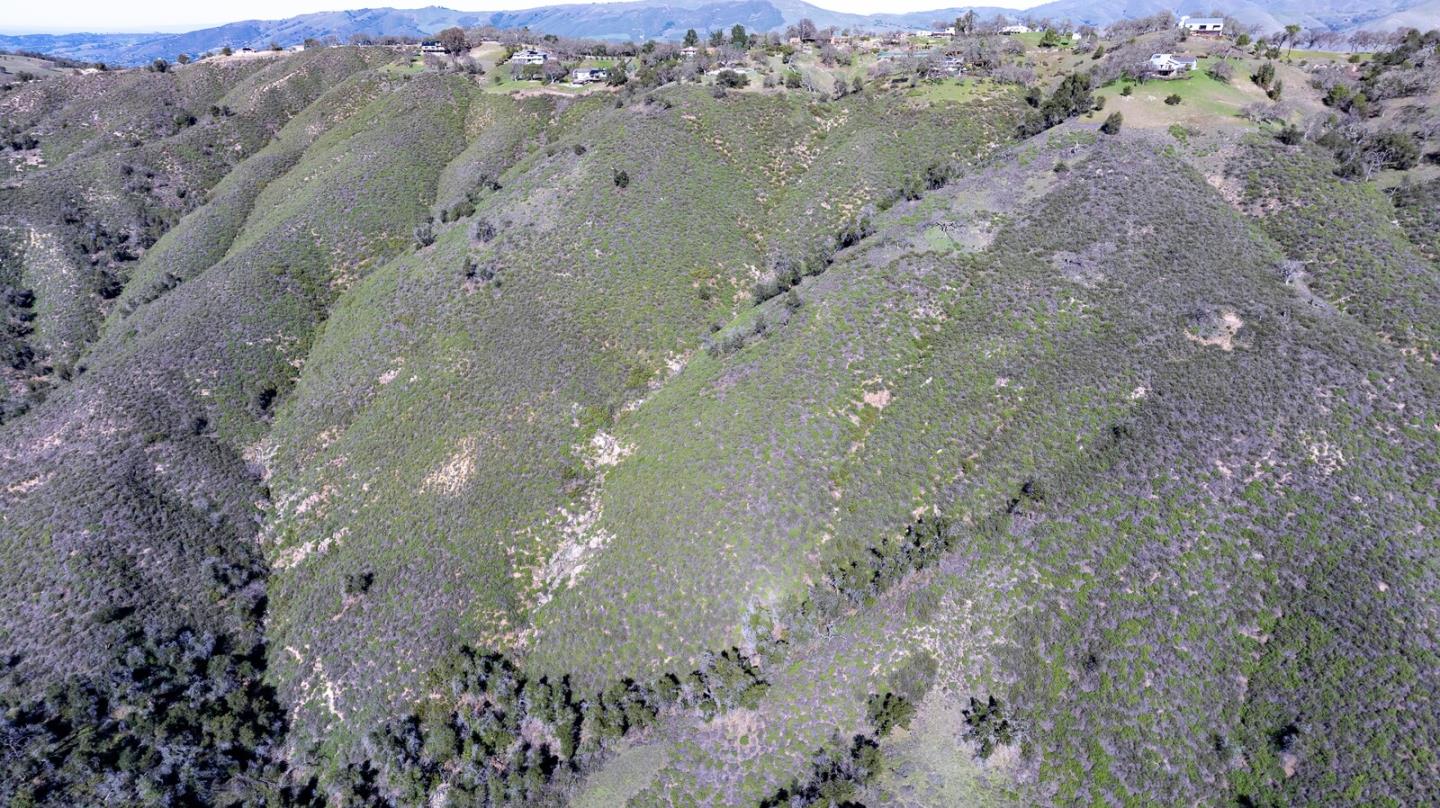 34994 Sky Ranch Road Carmel Valley, CA 93924 - Photo 22 of 36