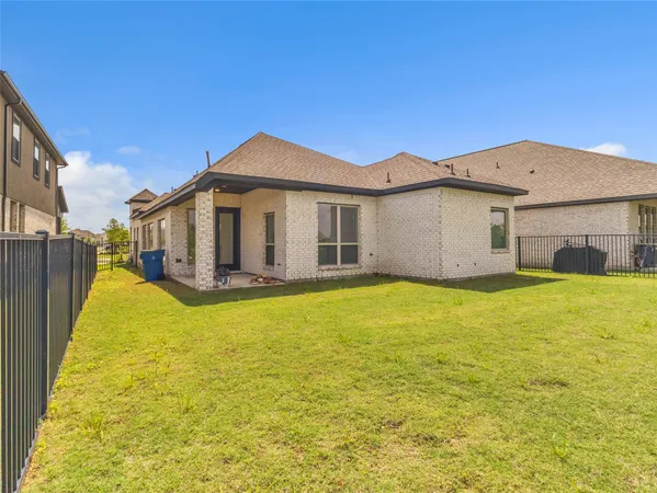 $2,500 | 21022 Camberwell Beauty Lane, Cypress, TX 77433