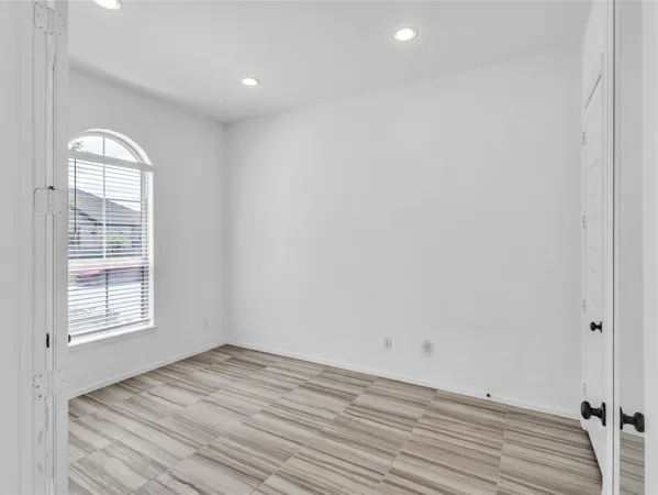 $2,500 | 21022 Camberwell Beauty Lane, Cypress, TX 77433