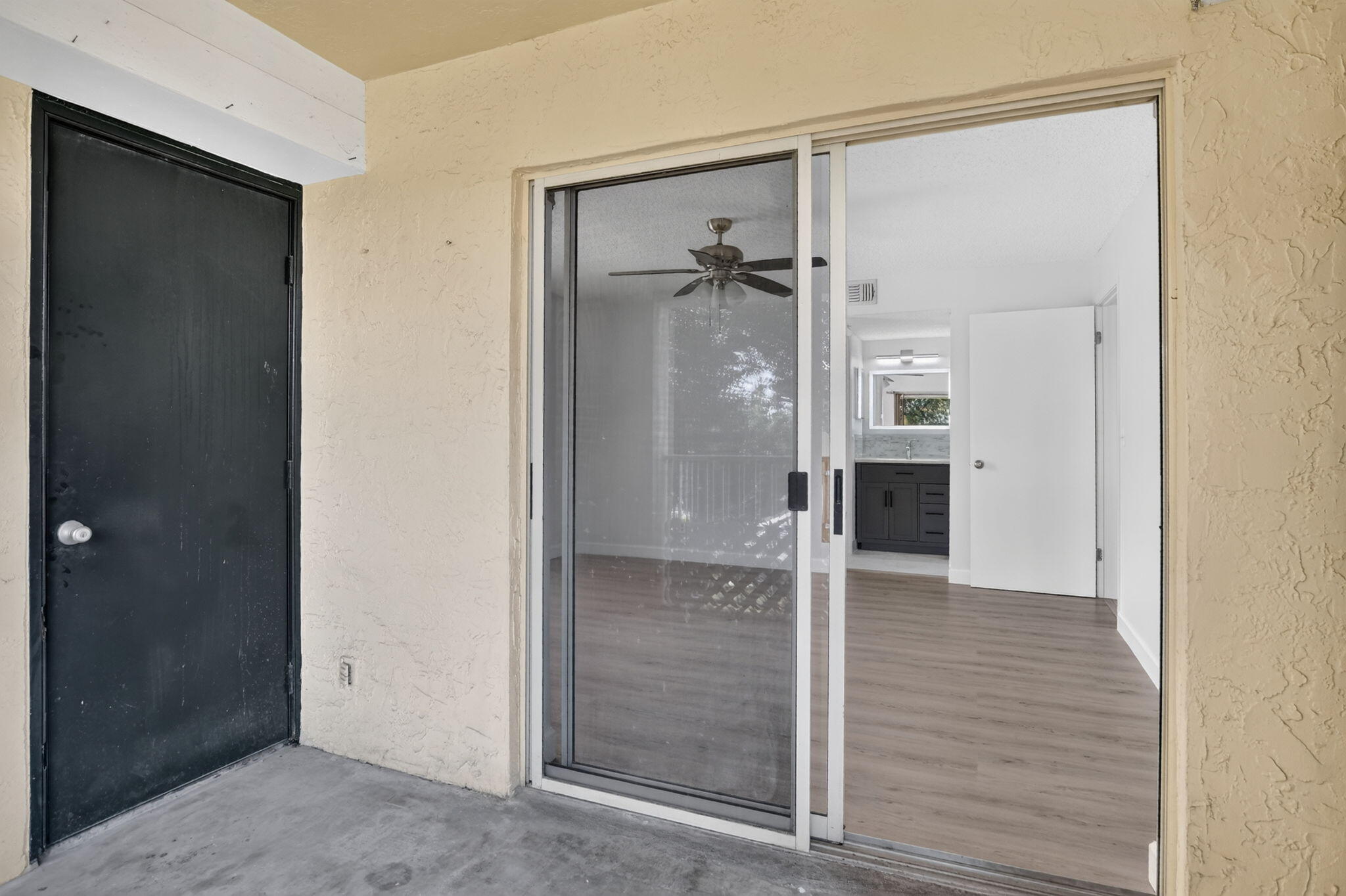 6323 La Costa Drive, Unit M Boca Raton, FL 33433 - Photo 25 of 33 balcony