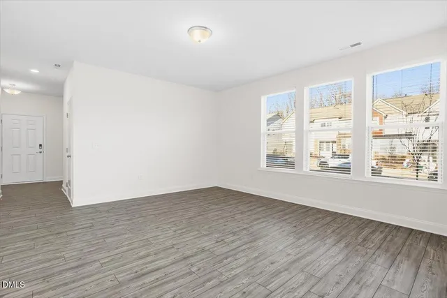 $300,000 | 11 Wildflower Circle, Clayton, NC 27520