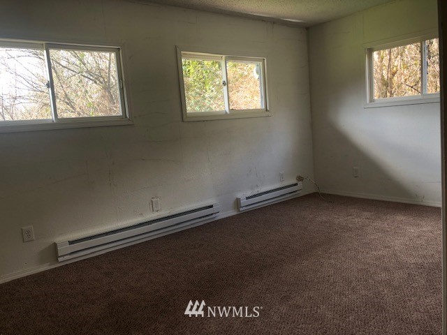 21454 Redmond-Fall City Road Northeast Redmond, WA 98053 - Photo 15 of 16 Gallery Image 15