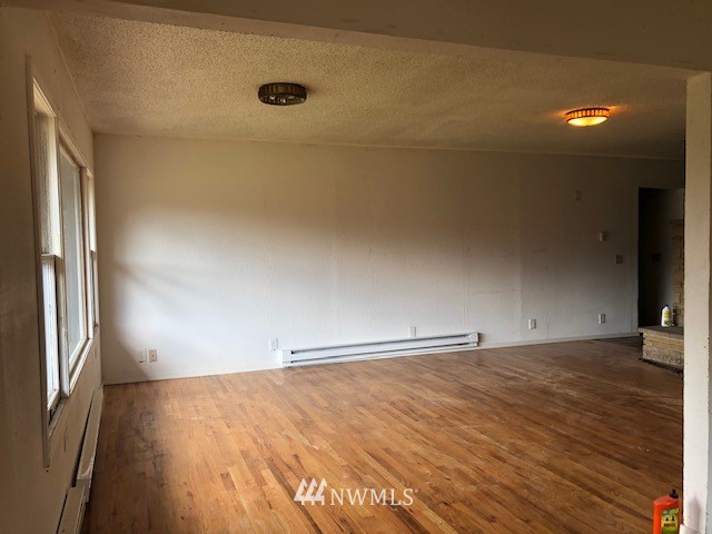 21454 Redmond-Fall City Road Northeast Redmond, WA 98053 - Photo 10 of 16 Gallery Image 10