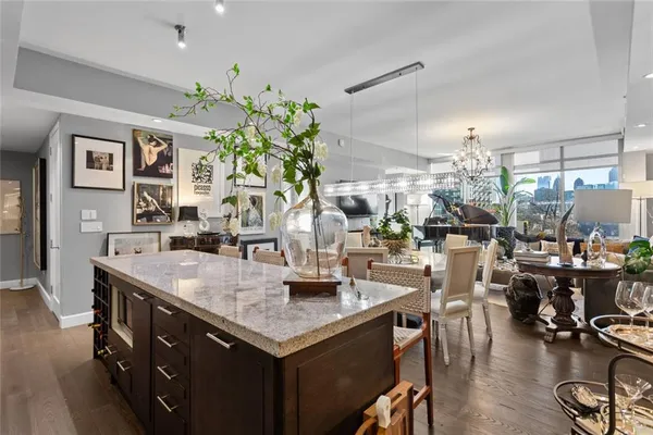 $699,000 | 1820 Peachtree Road Northwest, Unit 402, Atlanta, GA 30309