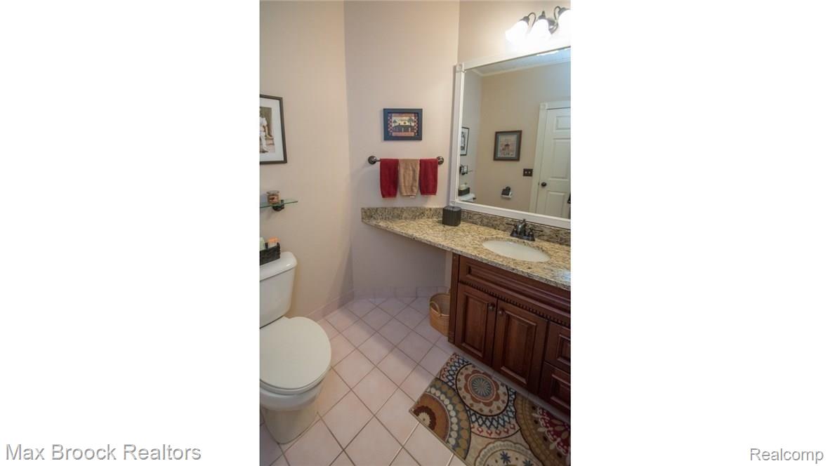 646 East Long Lake Road Troy, MI 48085 - Photo 26 of 55 34_18.jpg