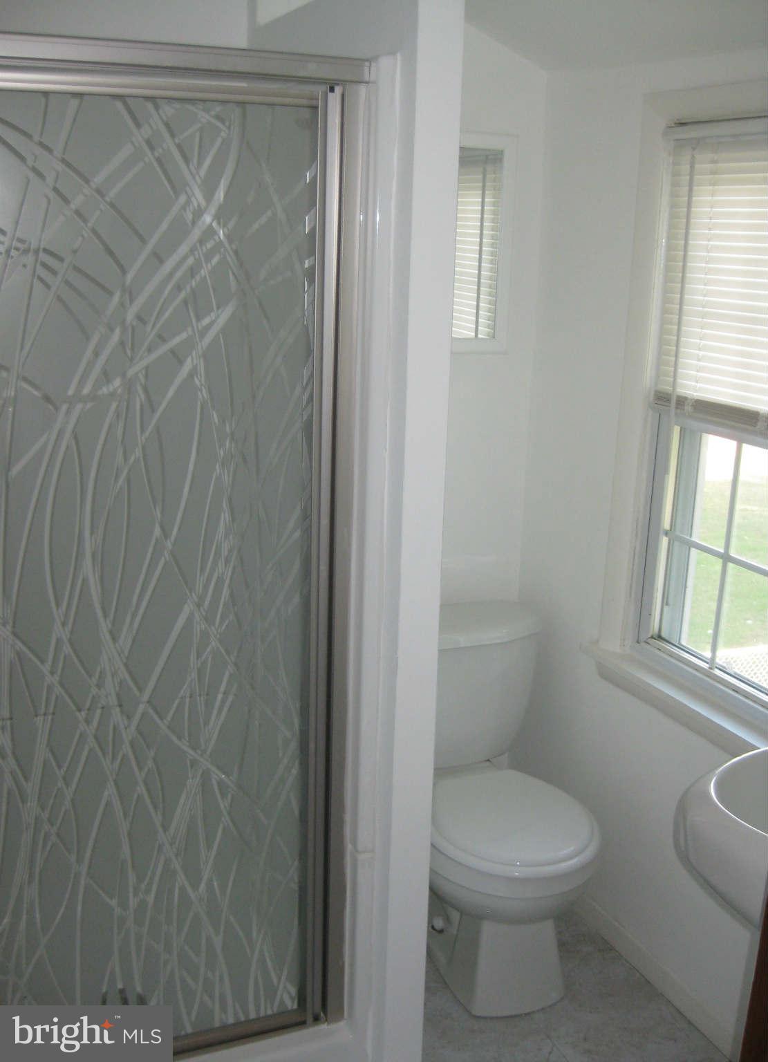 3 Mansion Road Linthicum Heights, MD 21090 - Photo 17 of 29 Bath
