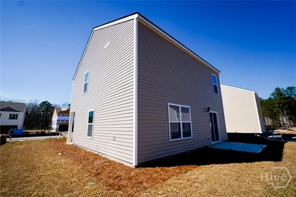 $2,400 | 112 Red Admiral Lane, Savannah, GA 31419