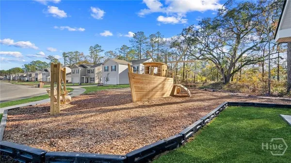 $2,400 | 112 Red Admiral Lane, Savannah, GA 31419