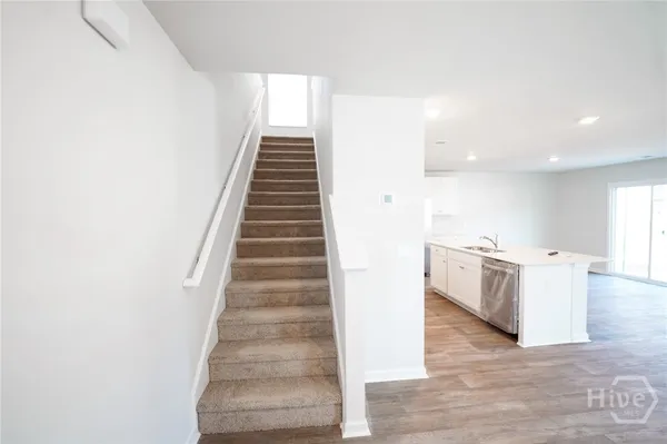 $2,400 | 112 Red Admiral Lane, Savannah, GA 31419