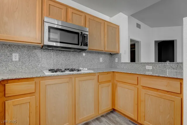 $1,600 | 59 East Agate Avenue, Unit 403, Las Vegas, NV 89123