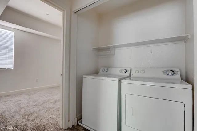 $1,600 | 59 East Agate Avenue, Unit 403, Las Vegas, NV 89123