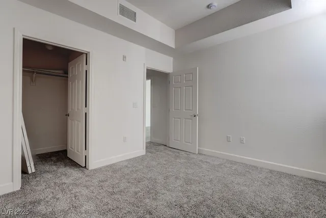 $1,600 | 59 East Agate Avenue, Unit 403, Las Vegas, NV 89123