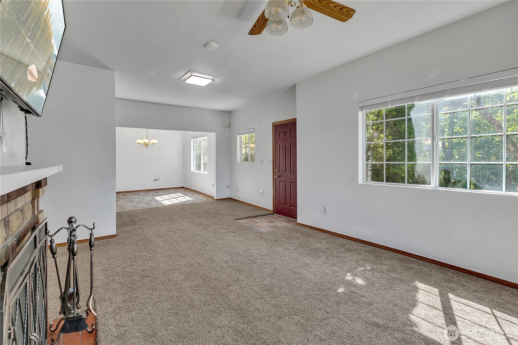 3253 Southeast Arcadia Road Shelton, WA 98584 - Photo 6 of 39 a view of an empty room with a window