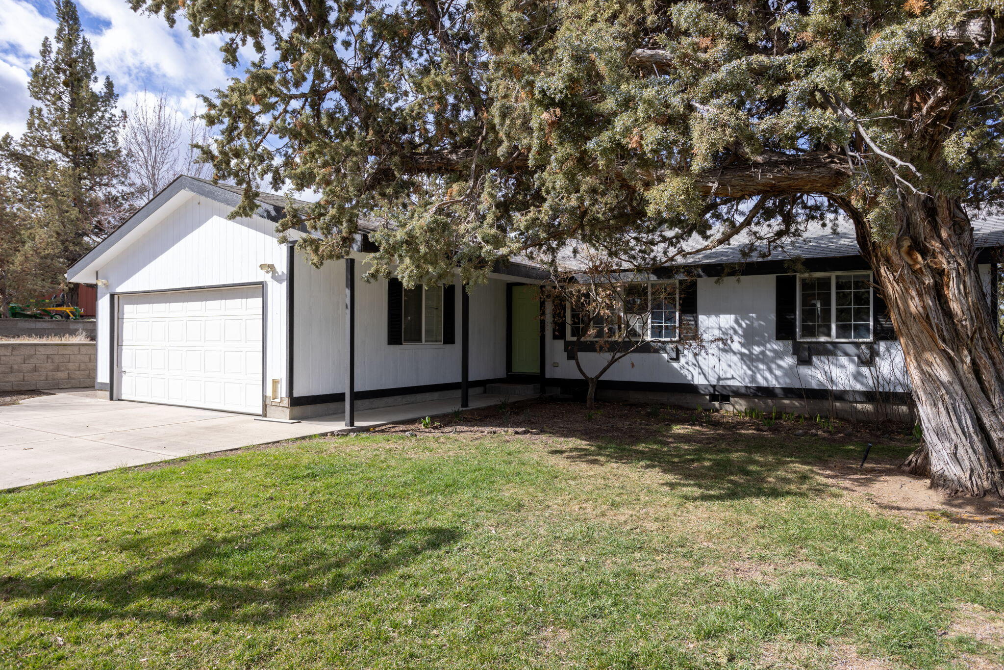 63930 Deschutes Market Road Bend, OR 97701 - Photo 29 of 48 44-web-or-mls-63930 Deschutes Market Roa