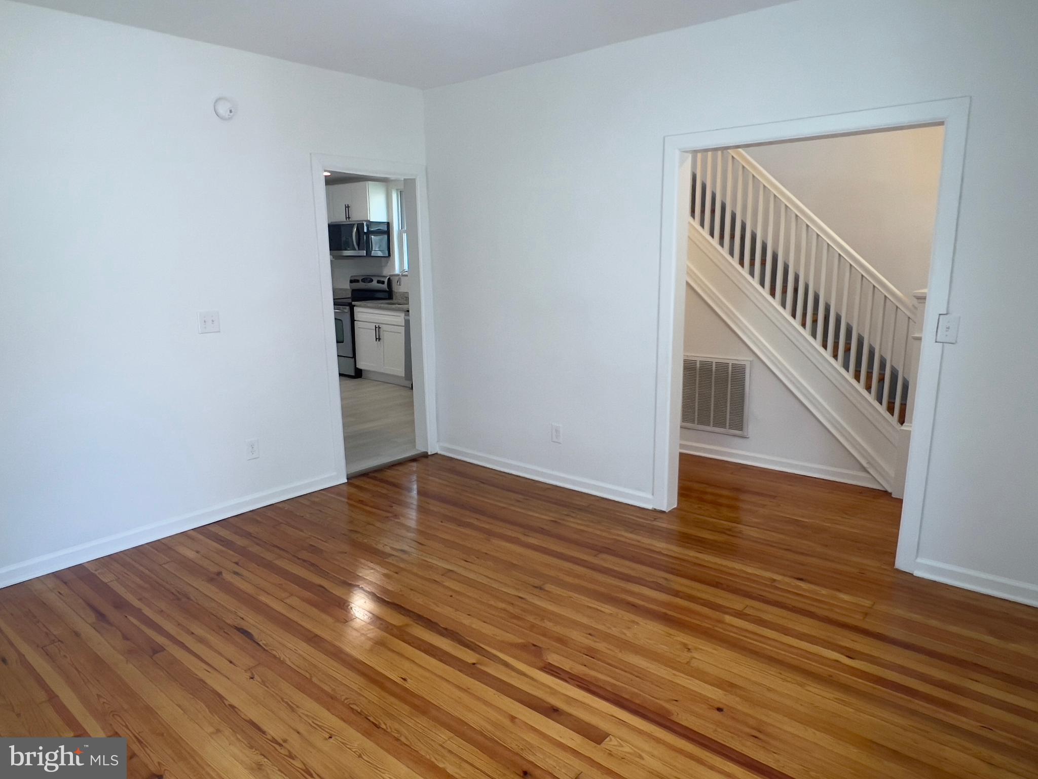 422 Willis Street Cambridge, MD 21613 - Photo 4 of 19