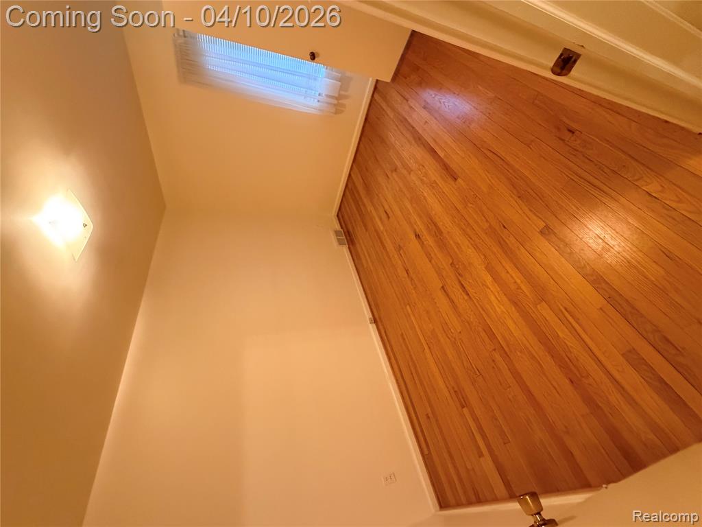 65 Hampton Road Grosse Pointe Shores, MI 48236 - Photo 9 of 21