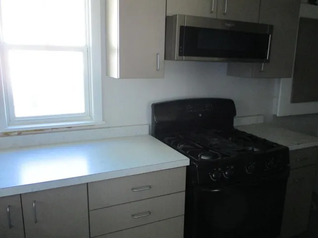 $118,800 | 2067 Nokomis Avenue, St. Paul, MN 55119