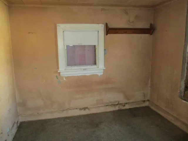 $118,800 | 2067 Nokomis Avenue, St. Paul, MN 55119