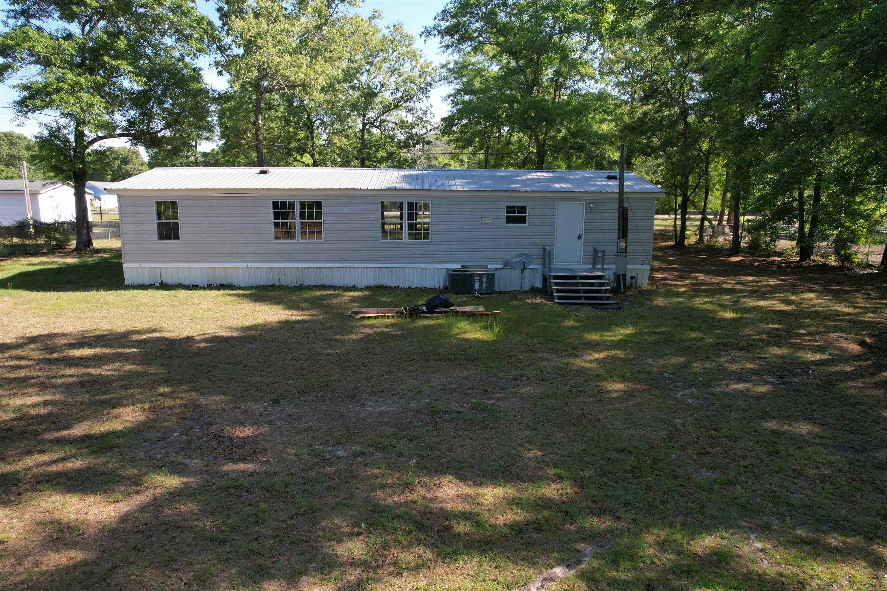 66 F W Anderson Drive Georgetown, SC 29440 - Photo 4 of 24