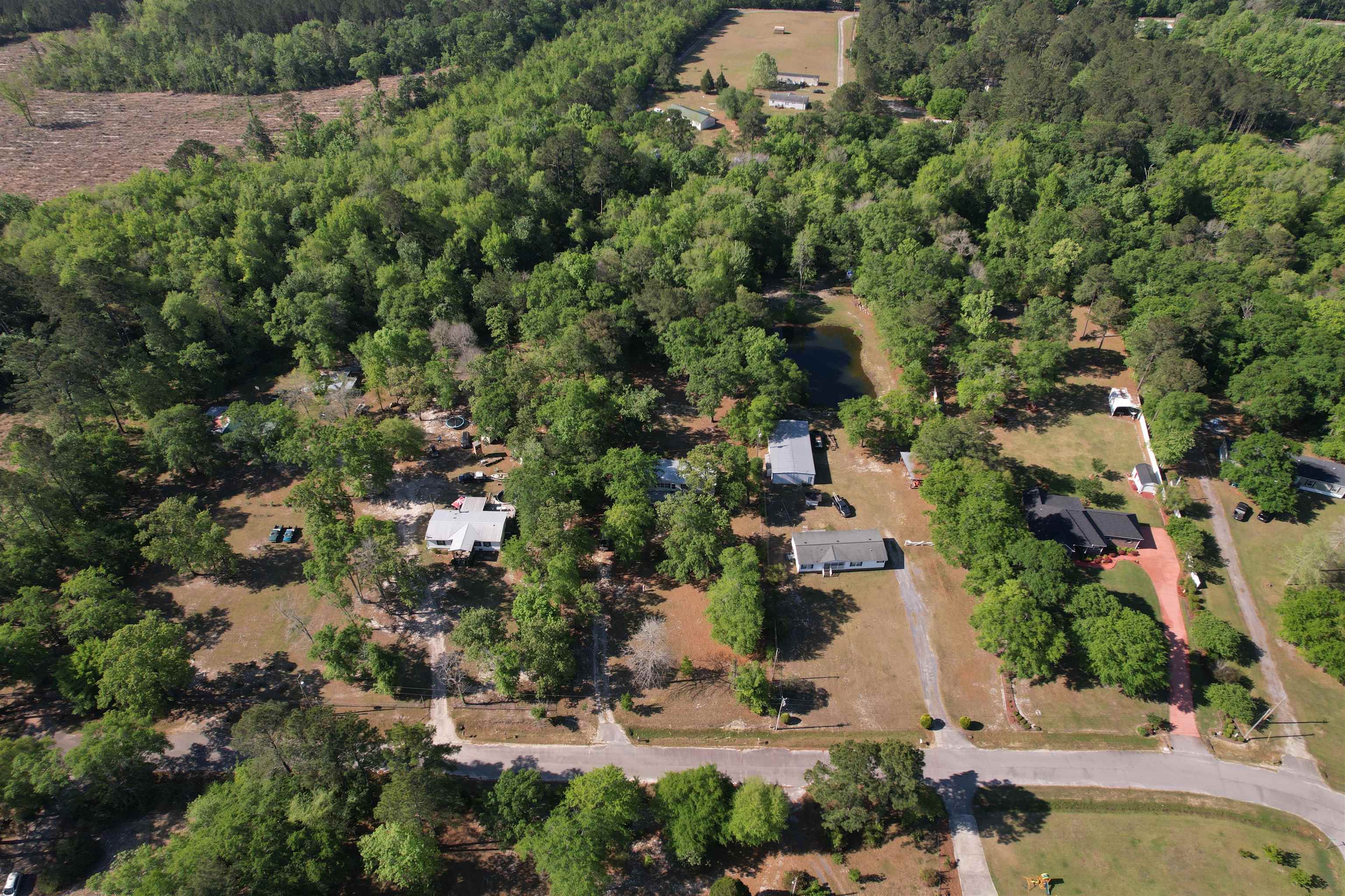 66 F W Anderson Drive Georgetown, SC 29440 - Photo 5 of 24
