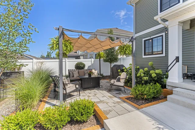 $595,000 | 4707 Macatawa Legends Boulevard, Holland, MI 49424