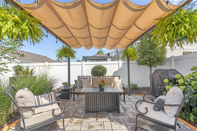 $595,000 | 4707 Macatawa Legends Boulevard, Holland, MI 49424