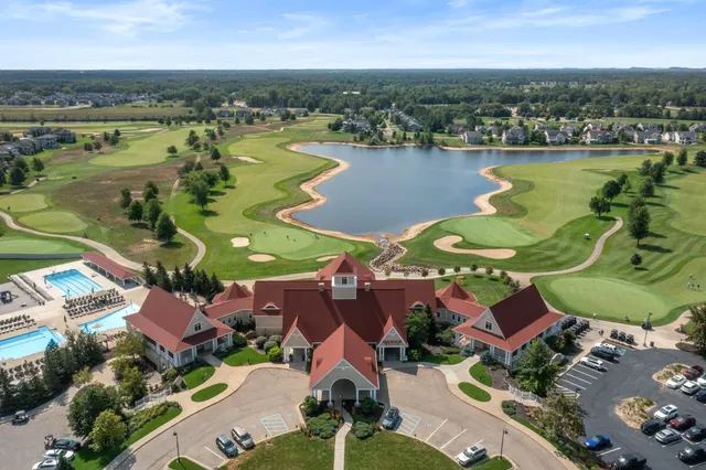 $595,000 | 4707 Macatawa Legends Boulevard, Holland, MI 49424