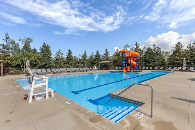 $595,000 | 4707 Macatawa Legends Boulevard, Holland, MI 49424