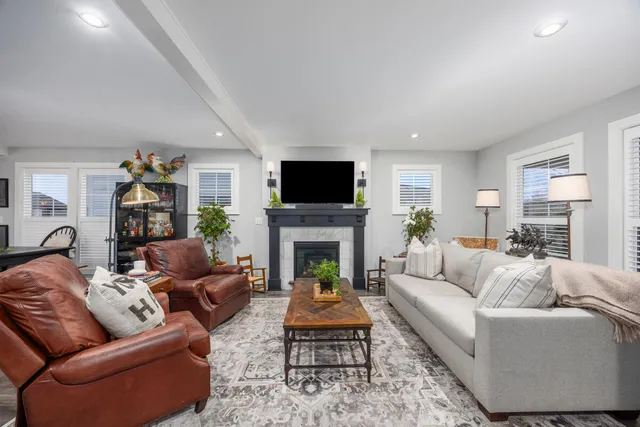 $595,000 | 4707 Macatawa Legends Boulevard, Holland, MI 49424