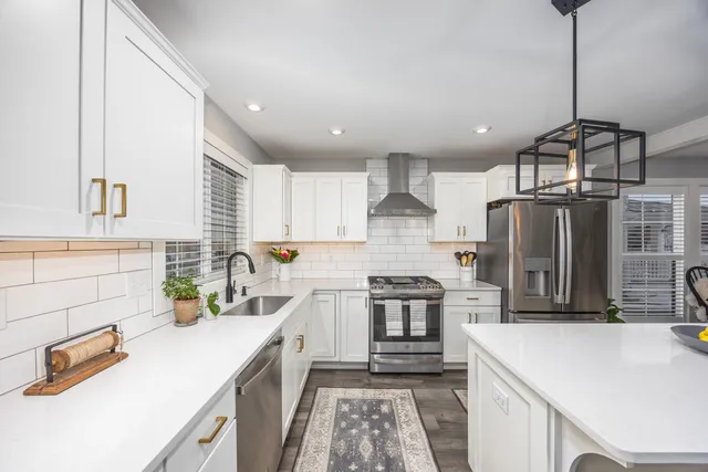 $595,000 | 4707 Macatawa Legends Boulevard, Holland, MI 49424