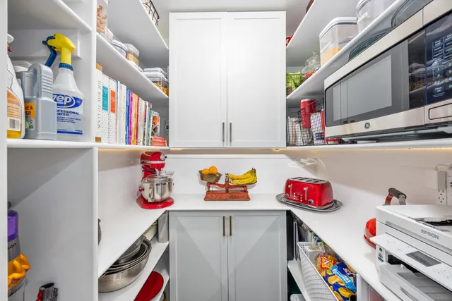 $595,000 | 4707 Macatawa Legends Boulevard, Holland, MI 49424