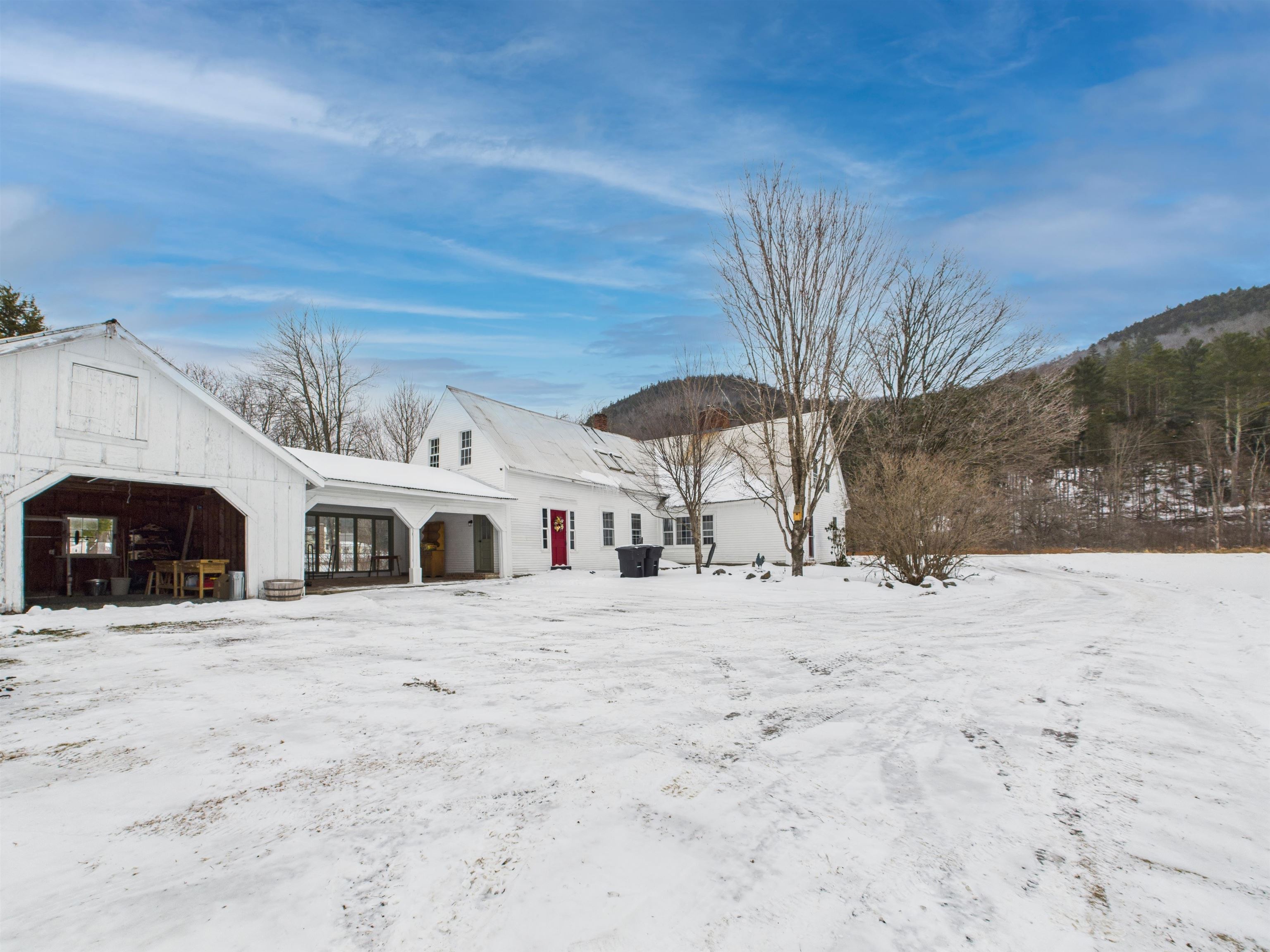 1806 Vermont Rte 100 Rochester, VT 05767 - Photo 3 of 58 Gallery Image 3