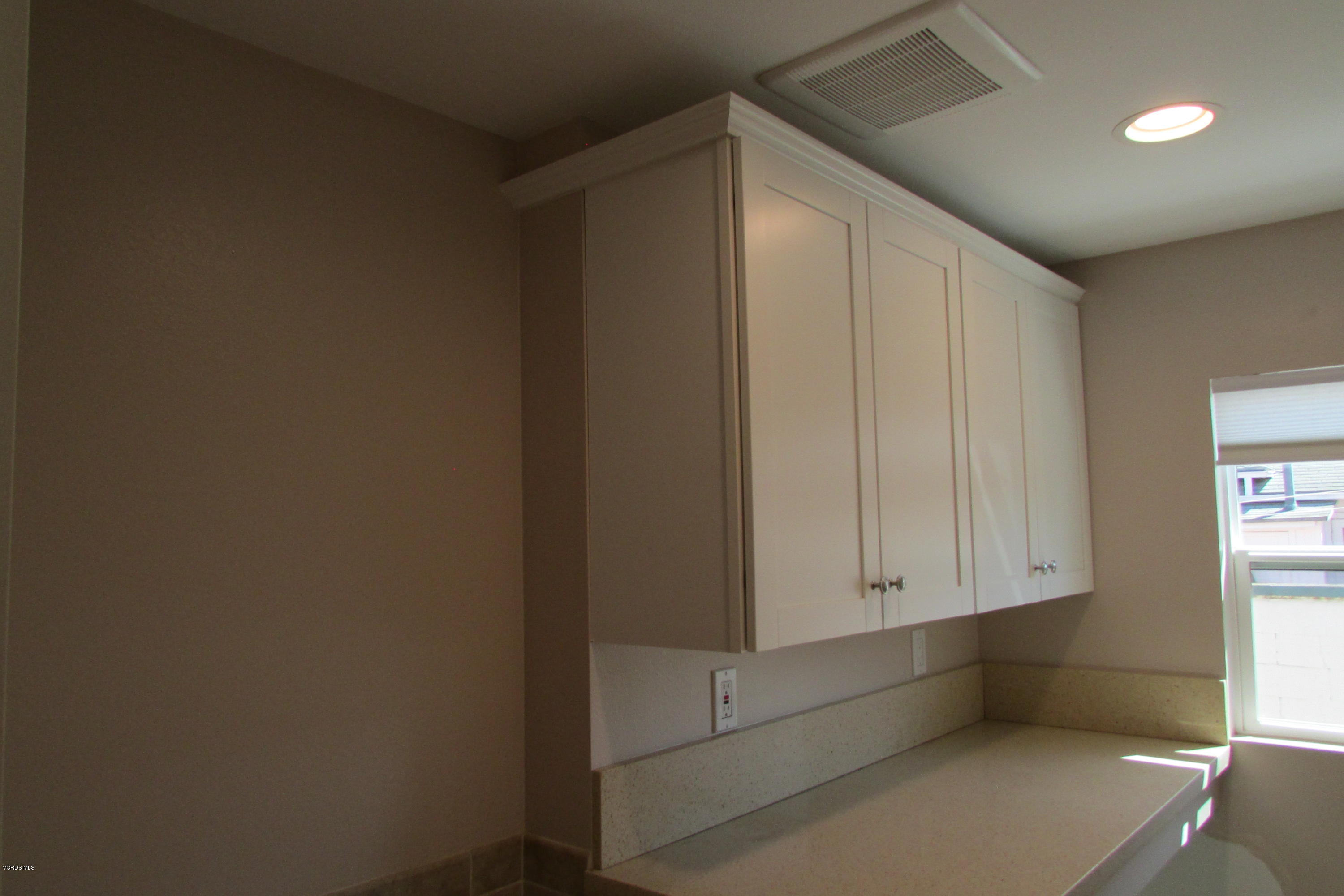 412 West Roderick Avenue Oxnard, CA 93030 - Photo 50 of 71 IMG_2429