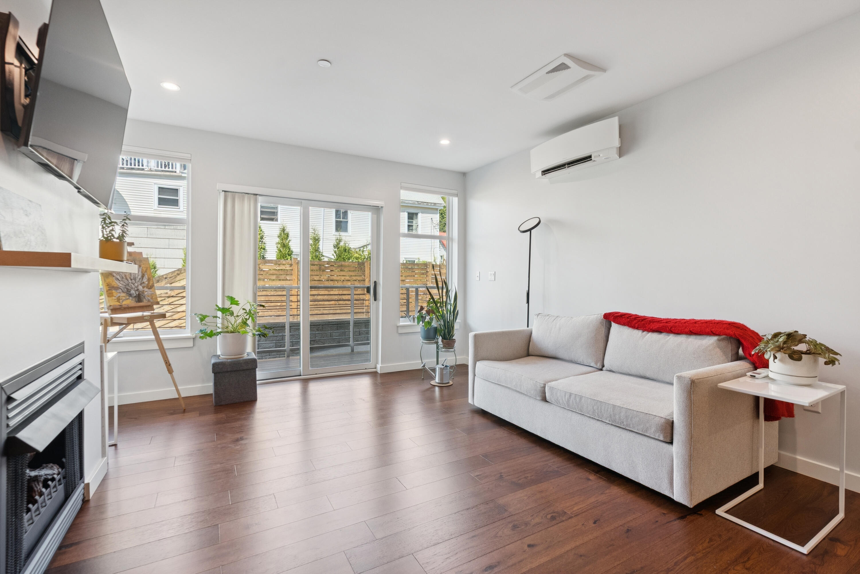 10 Hammond Street, Unit 103 Portland, ME 04101 - Photo 13 of 37 DSC04251