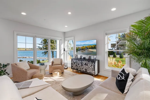 $2,250,000 | 451 Appletree Point Road, Burlington, VT 05408