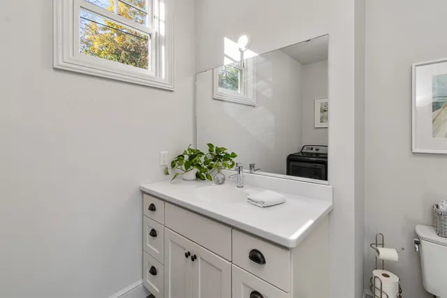 $2,250,000 | 451 Appletree Point Road, Burlington, VT 05408