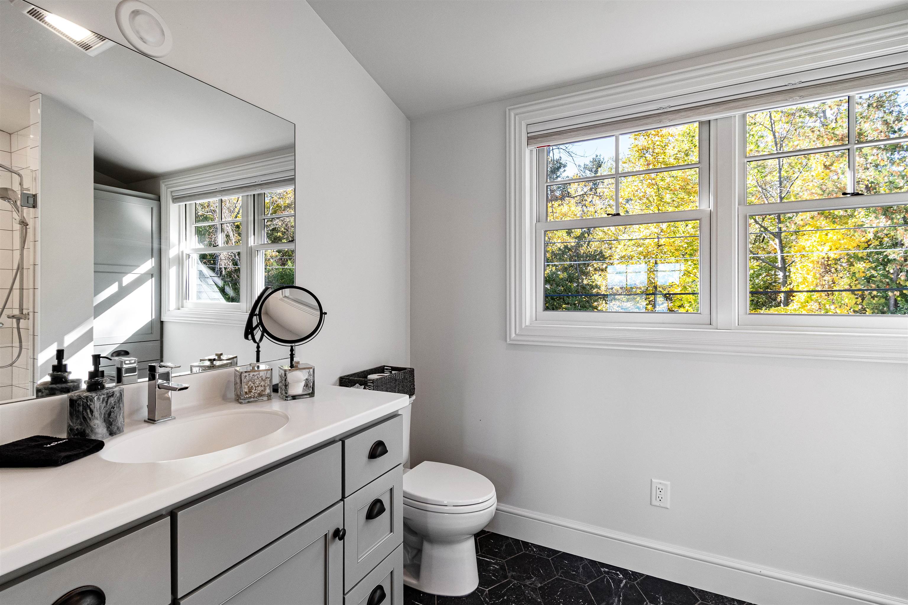 451 Appletree Point Road Burlington, VT 05408 - Photo 27 of 60