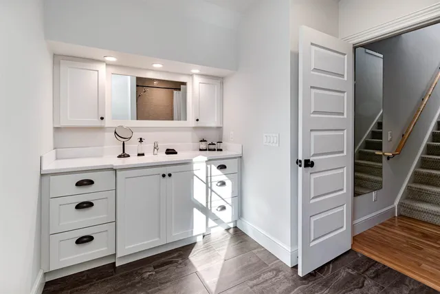 $2,250,000 | 451 Appletree Point Road, Burlington, VT 05408