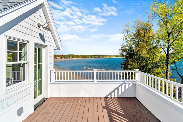 $2,250,000 | 451 Appletree Point Road, Burlington, VT 05408