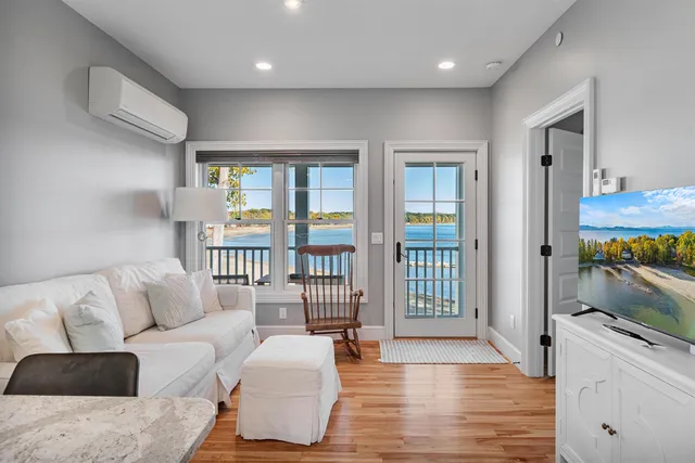 $2,250,000 | 451 Appletree Point Road, Burlington, VT 05408