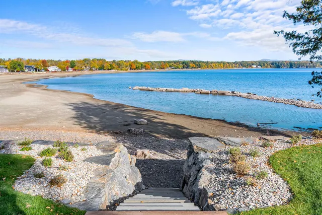 $2,250,000 | 451 Appletree Point Road, Burlington, VT 05408
