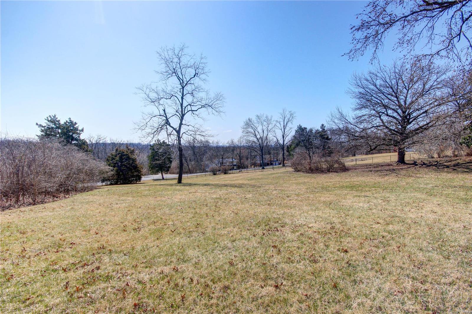 12201 Robyn Road Sunset Hills, MO 63127 - Photo 7 of 9